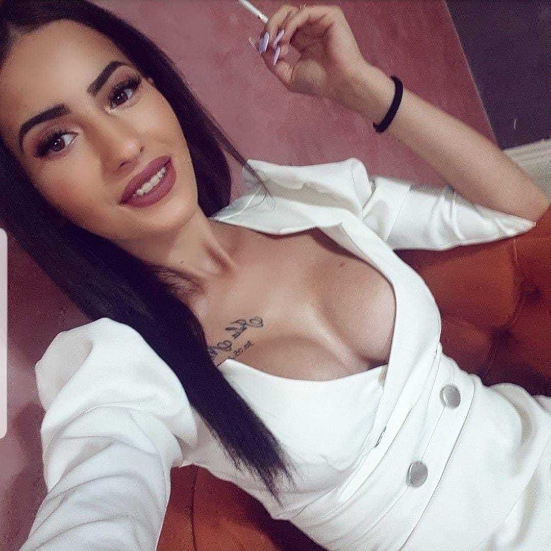brendajoys, camgirl Xlovecam