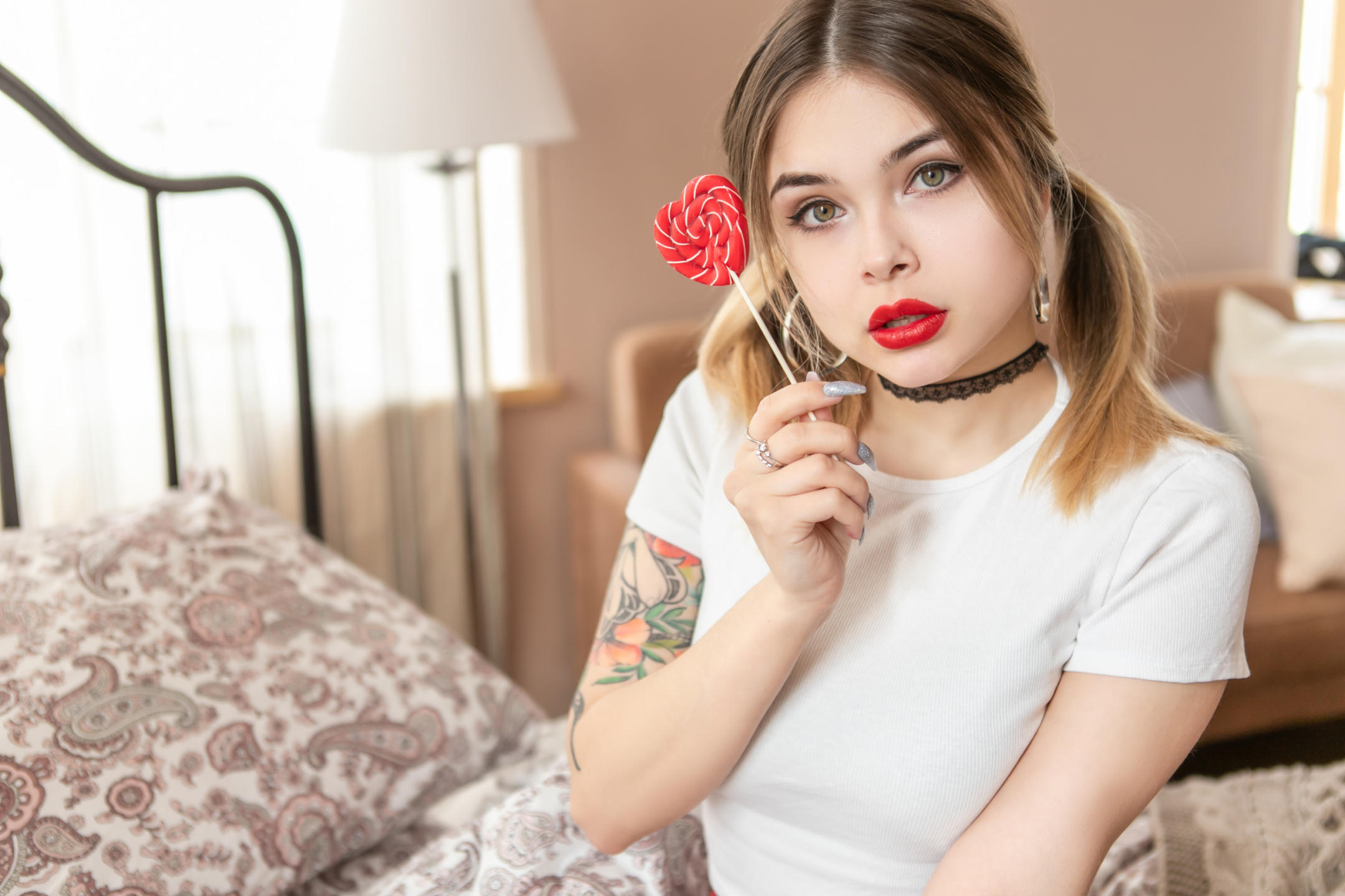 ameliaadrian, camgirl Xlovecam
